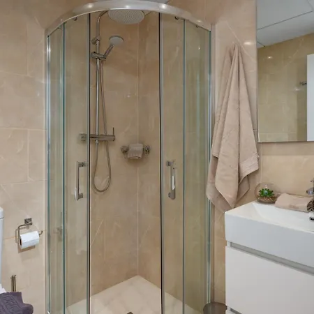 3 Bedroom, Floor With Fantastic Terraces, Sea View And Pools Apartment *